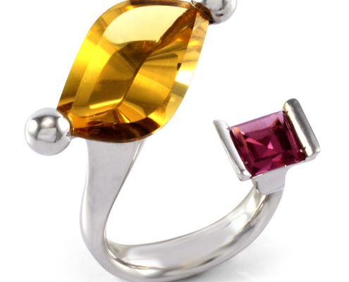 14ct citrine and pyrope garnet cocktail ring