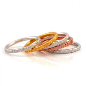 silver hammered 5 ring set with yellow and rose gold vermeil