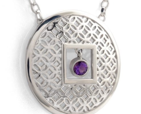 sterling silver circle pendant with amethyst